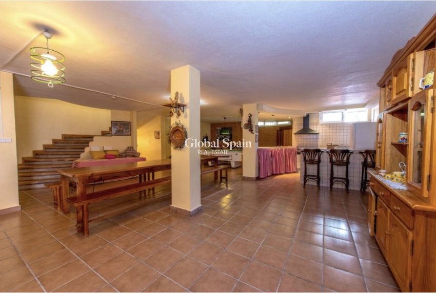 Wiederverkauf - VILLA -
LA MATA - Costa Blanca