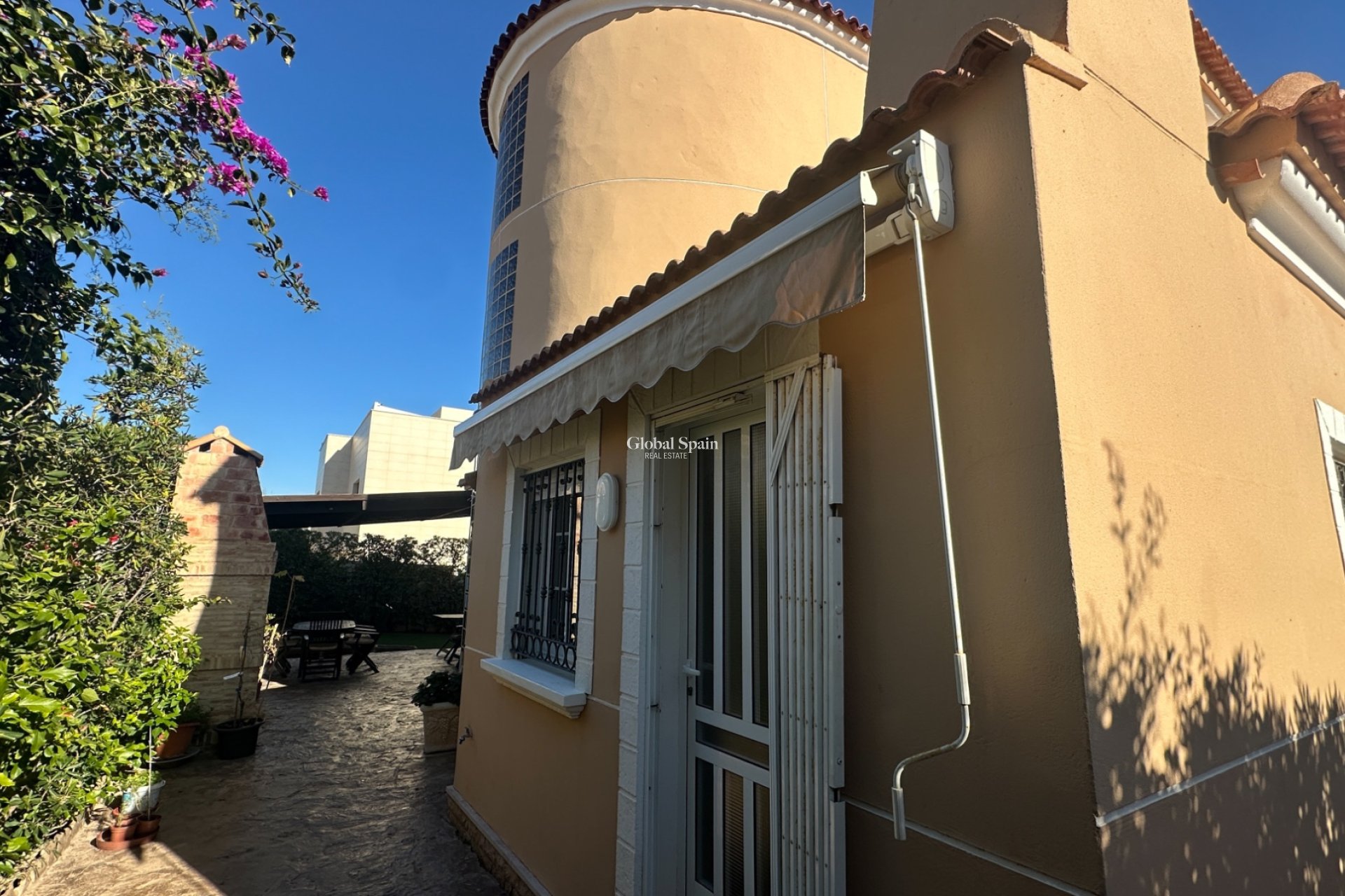 Wiederverkauf - VILLA -
LA MATA - Costa Blanca