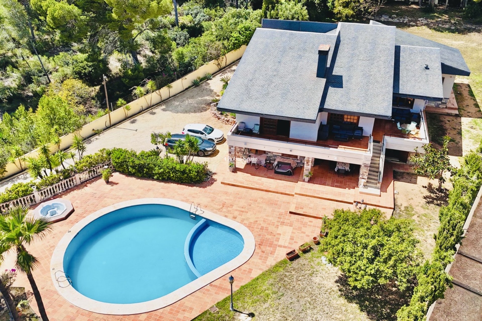 Wiederverkauf - VILLA -
LA NUCÍA - Costa Blanca