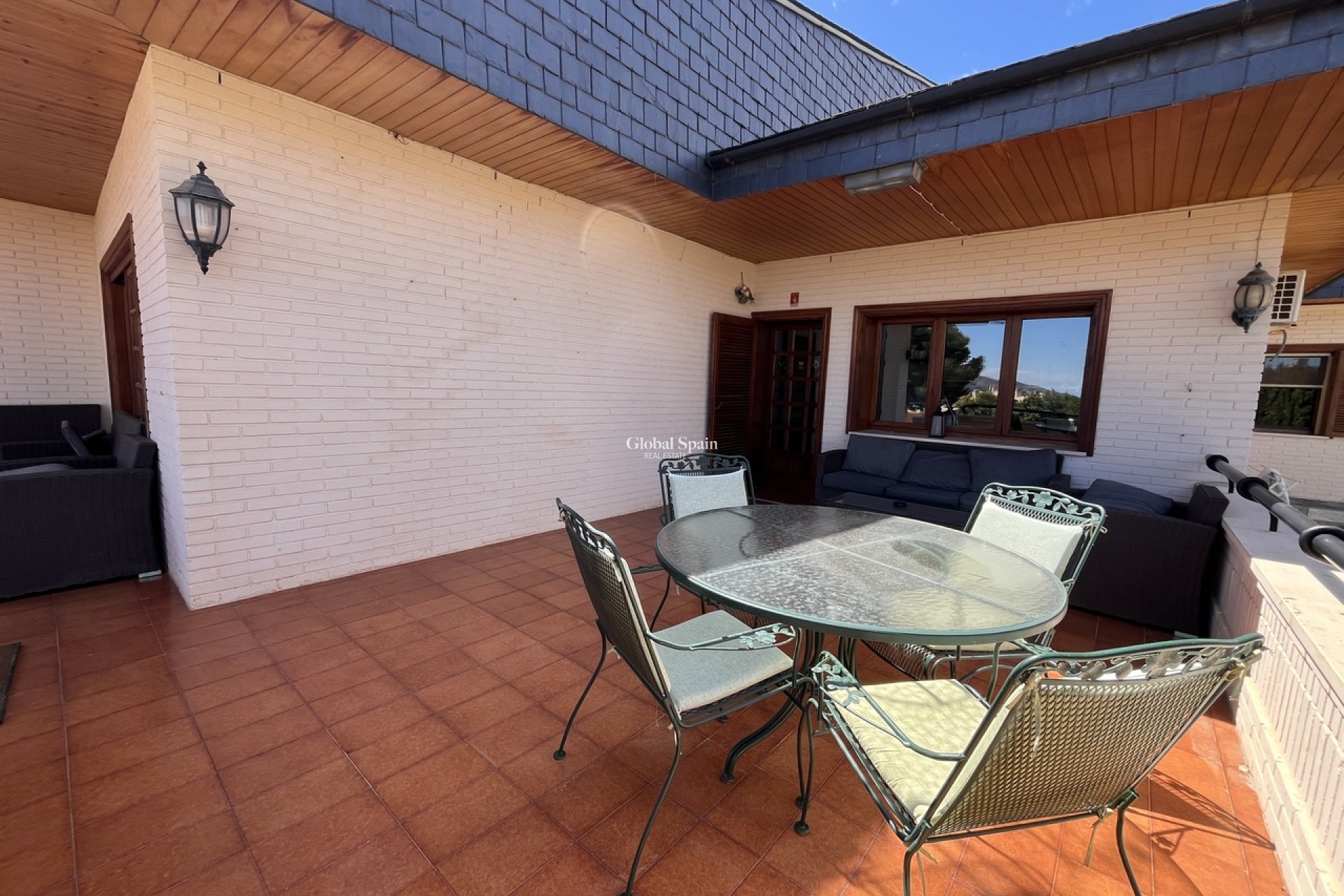 Wiederverkauf - VILLA -
LA NUCÍA - Costa Blanca