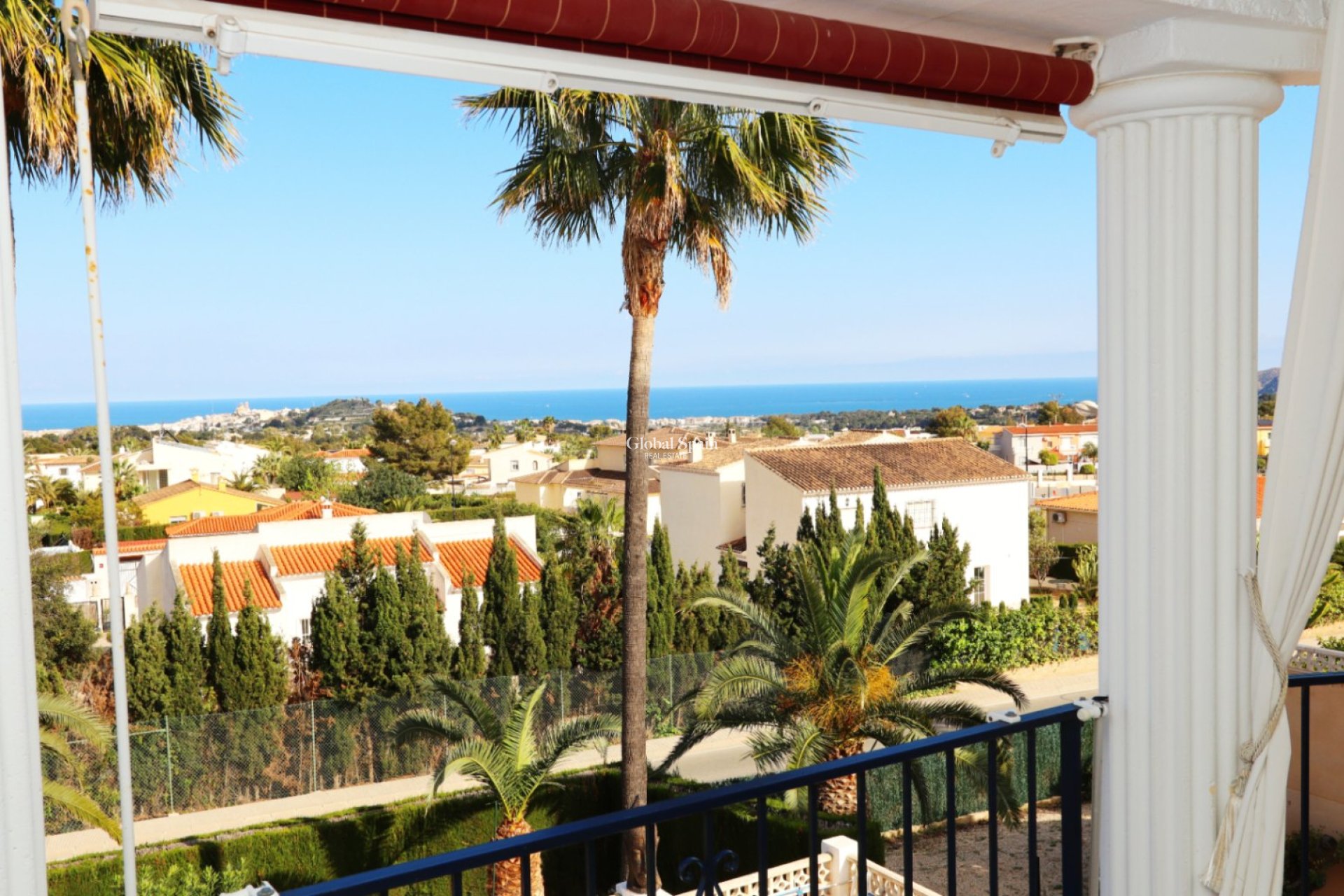 Wiederverkauf - VILLA -
LA NUCÍA - Costa Blanca