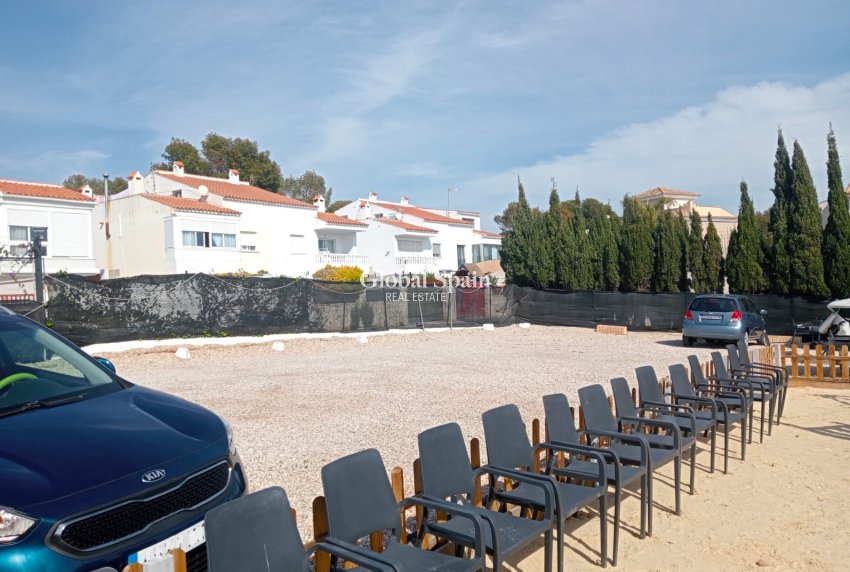 Wiederverkauf - VILLA -
LA NUCÍA - La nucia