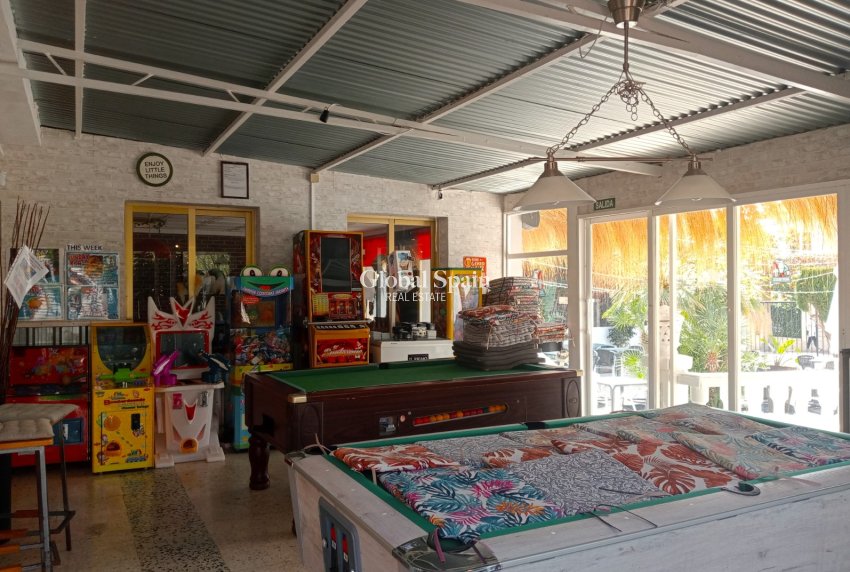 Wiederverkauf - VILLA -
LA NUCÍA - La nucia