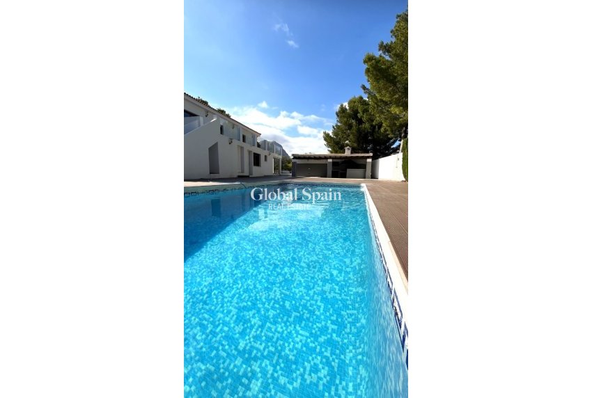 Wiederverkauf - Villa -
La Nucía - La nucia