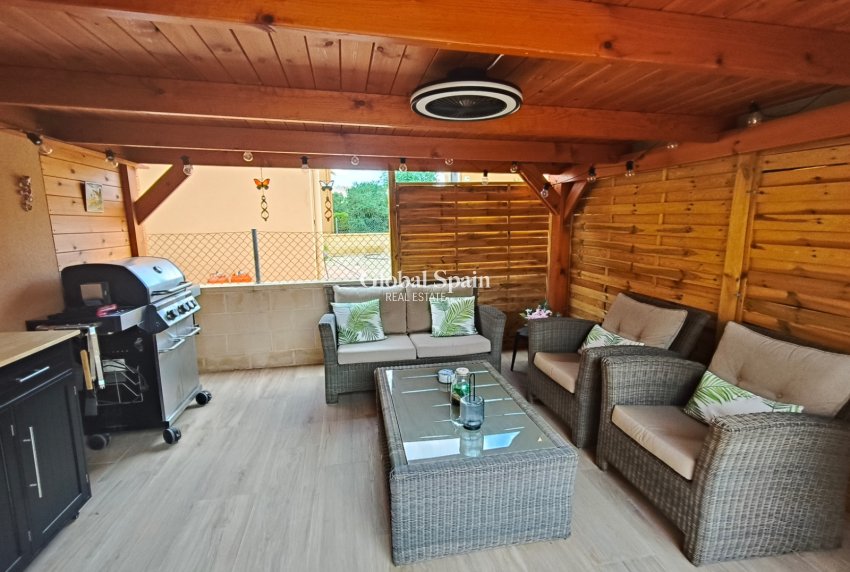 Wiederverkauf - VILLA -
LA ROMANA - Inland