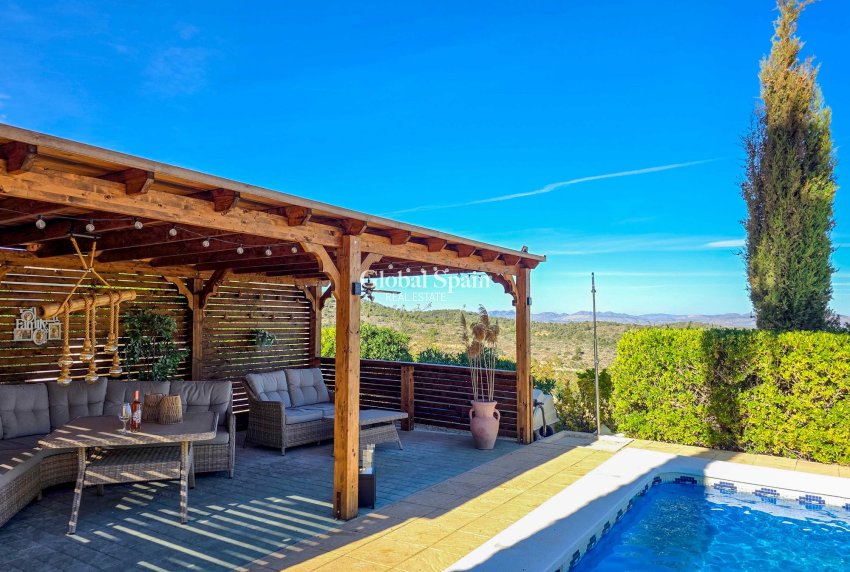 Wiederverkauf - VILLA -
LA ZARZA - La Zarza