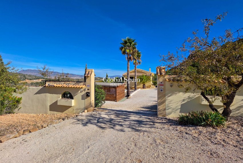 Wiederverkauf - VILLA -
LA ZARZA - La Zarza