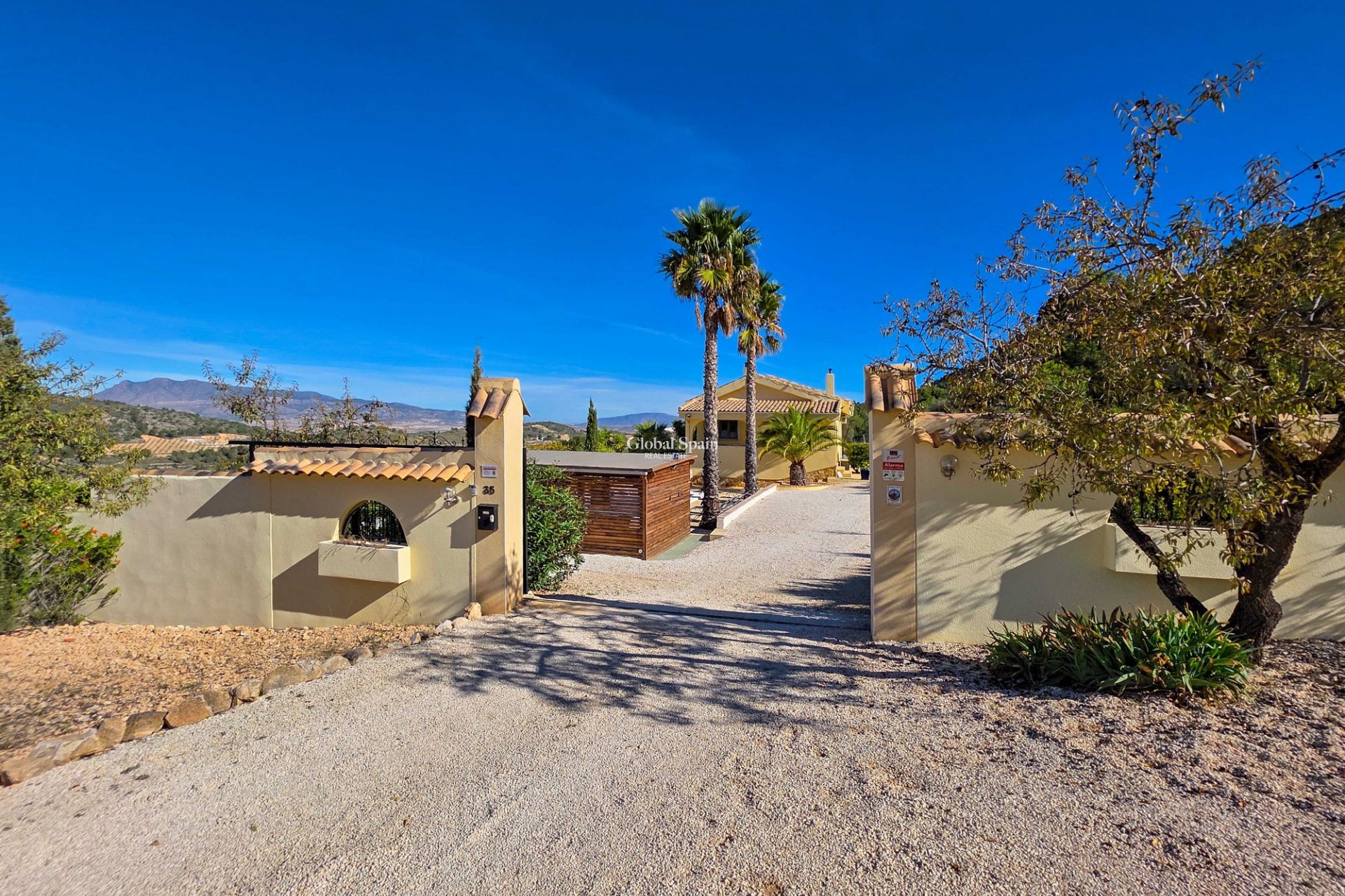 Wiederverkauf - VILLA -
LA ZARZA - La Zarza