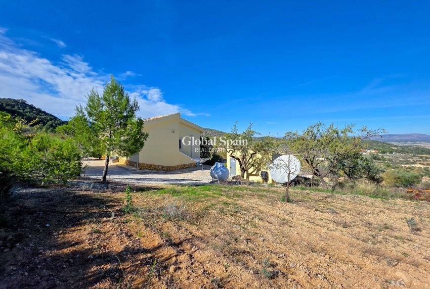 Wiederverkauf - VILLA -
LA ZARZA - La Zarza