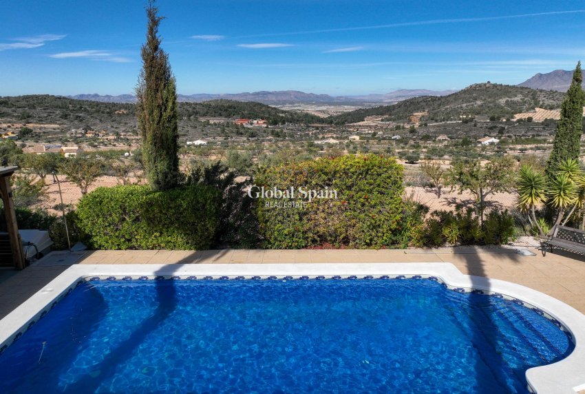 Wiederverkauf - Villa -
La Zarza