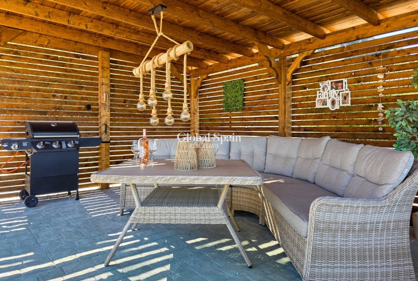 Wiederverkauf - Villa -
La Zarza