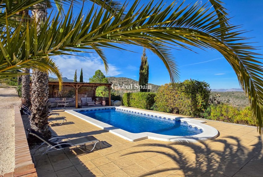 Wiederverkauf - Villa -
La Zarza