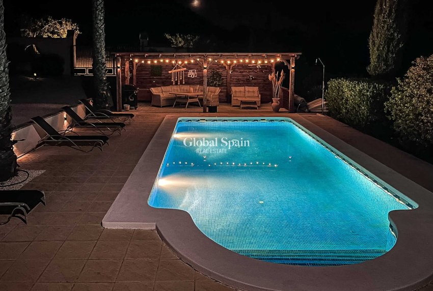 Wiederverkauf - Villa -
La Zarza