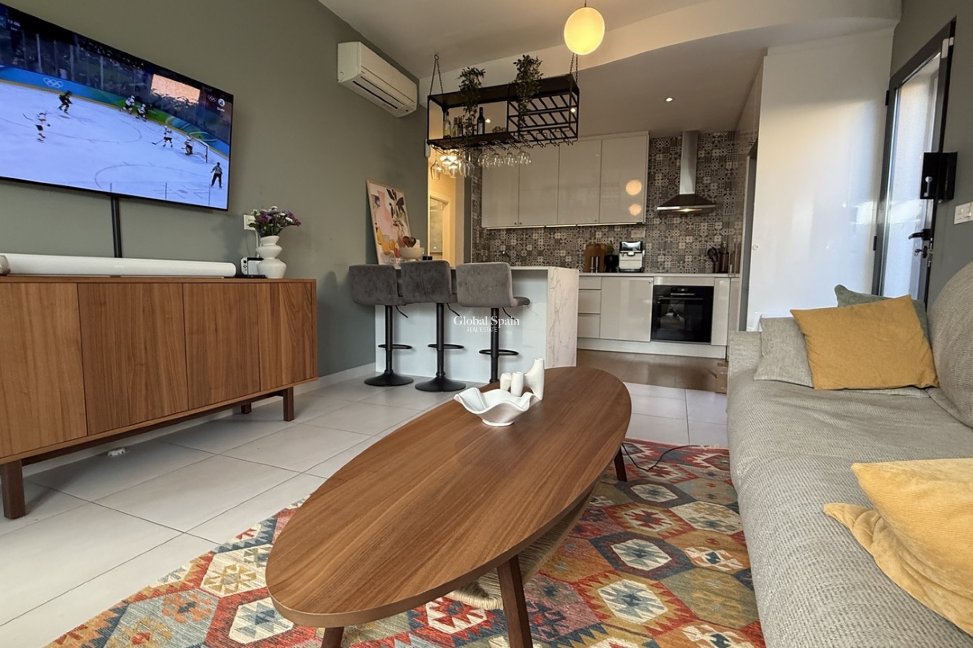 Wiederverkauf - VILLA -
LA ZENIA - Costa Blanca