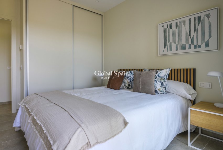 Wiederverkauf - VILLA -
LAS COLINAS GOLF RESORT - Costa Blanca