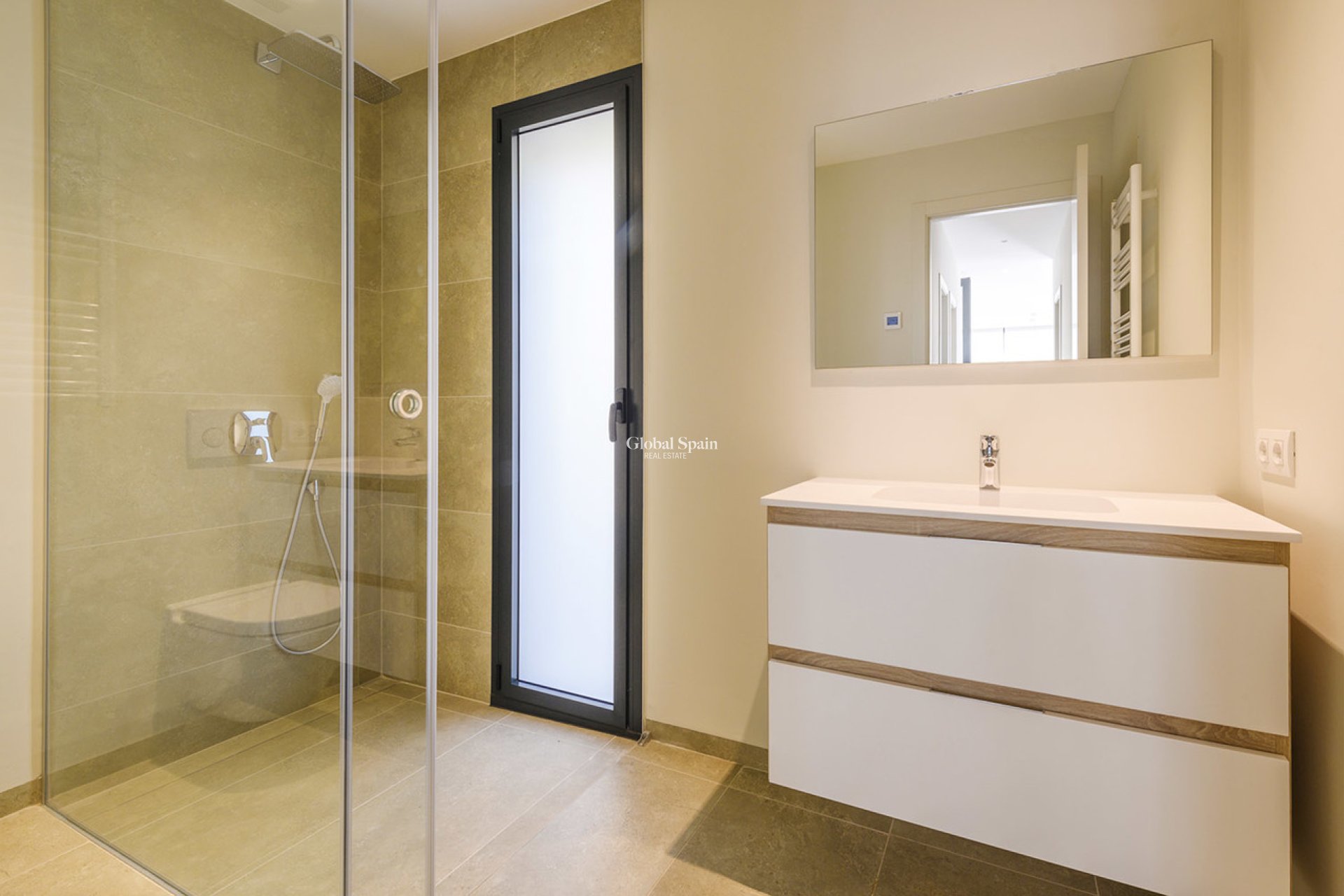 Wiederverkauf - VILLA -
LAS COLINAS GOLF RESORT - Costa Blanca