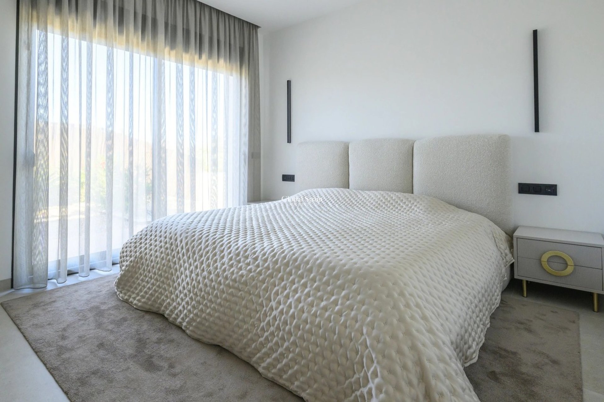 Wiederverkauf - VILLA -
LAS COLINAS GOLF RESORT - Costa Blanca