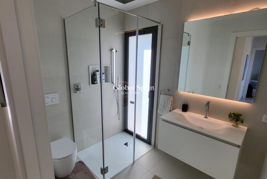 Wiederverkauf - VILLA -
LAS COLINAS GOLF RESORT - Costa Blanca