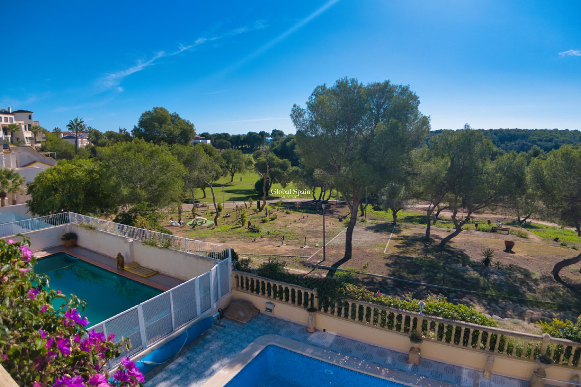 Wiederverkauf - VILLA -
LAS RAMBLAS GOLF - Costa Blanca