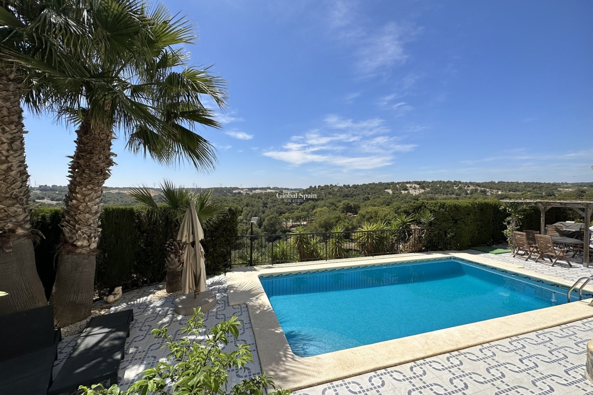 Wiederverkauf - VILLA -
LAS RAMBLAS GOLF - Inland