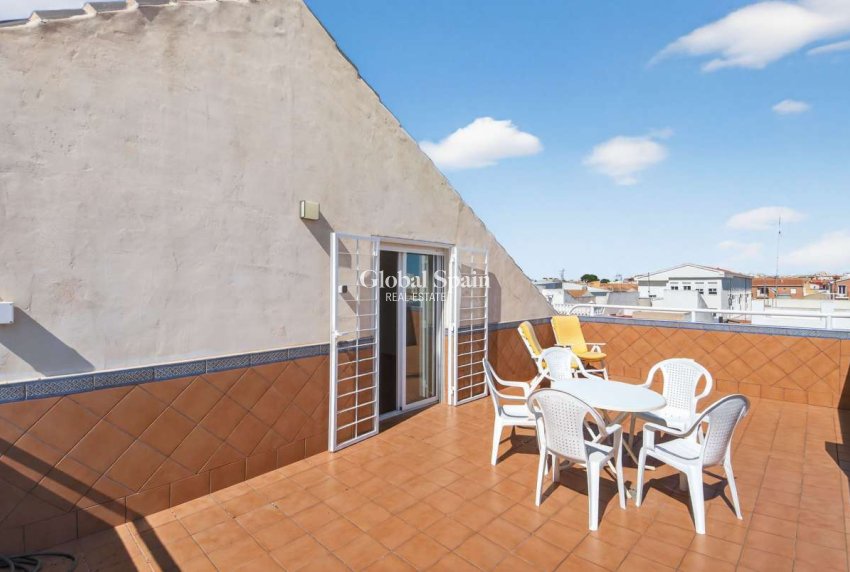 Wiederverkauf - VILLA -
LO PAGÁN - Costa Calida