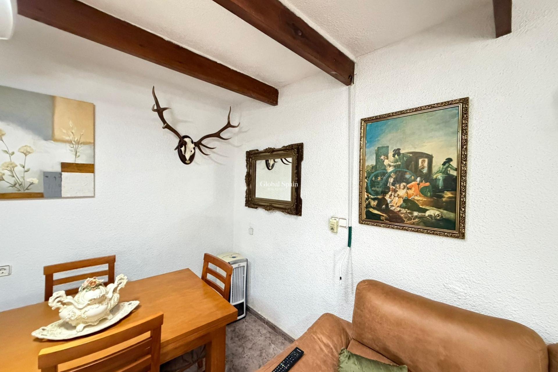 Wiederverkauf - VILLA -
LO PAGÁN - La Puntica