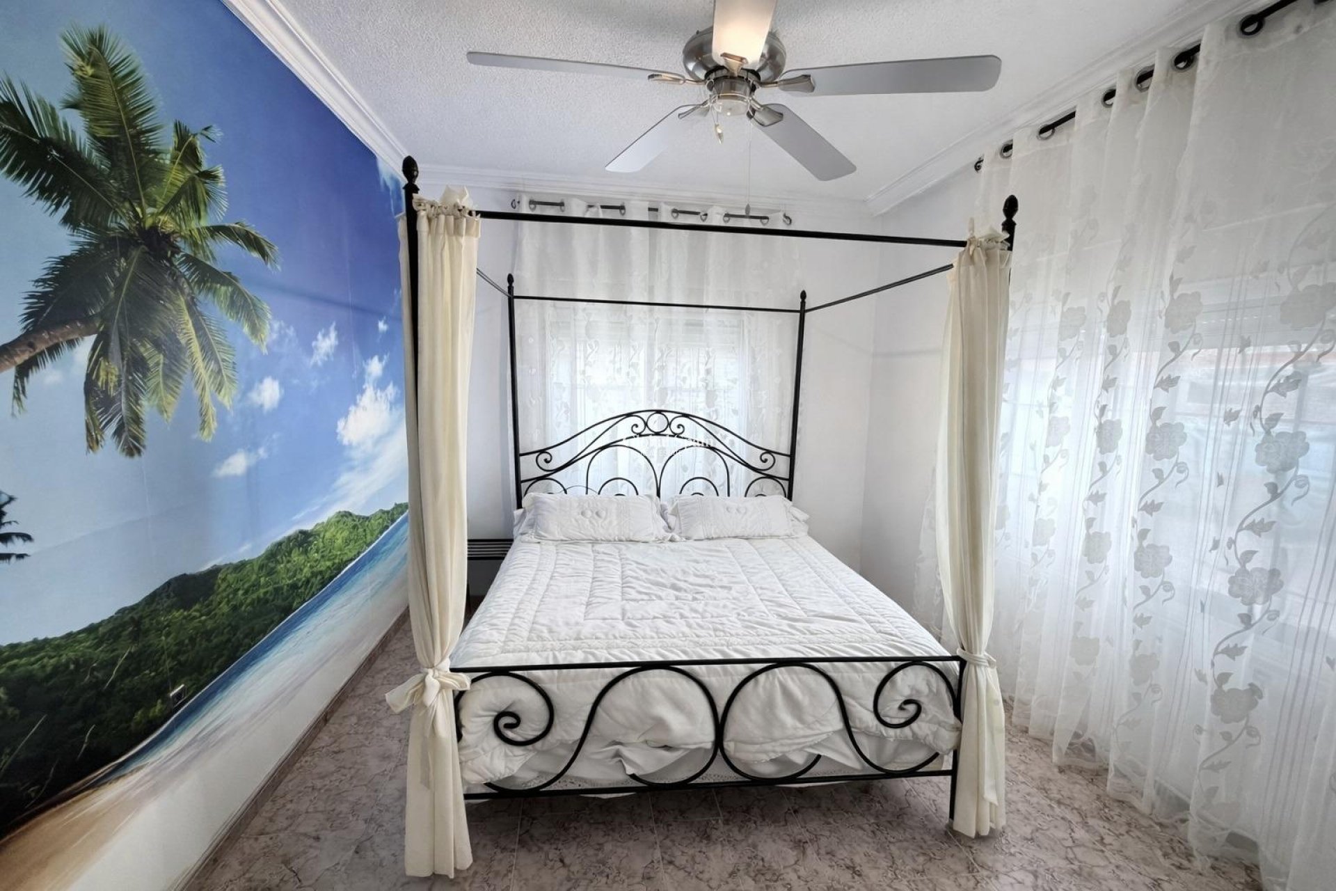 Wiederverkauf - VILLA -
LO PAGÁN - La Puntica