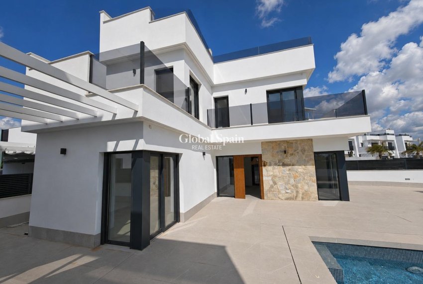 Wiederverkauf - VILLA -
LOS ALCÁZARES - Dolores De Pacheco-santa Rosalía