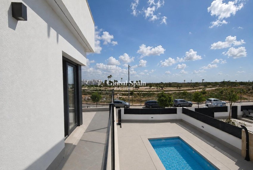 Wiederverkauf - VILLA -
LOS ALCÁZARES - Dolores De Pacheco-santa Rosalía