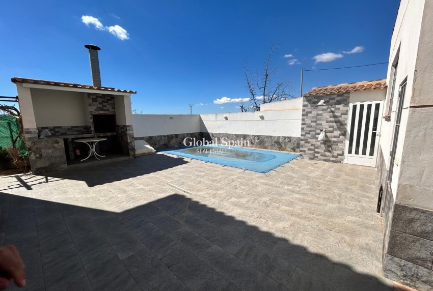 Wiederverkauf - VILLA -
LOS ALCÁZARES - Las Lomas Del Rame-bahía Bella