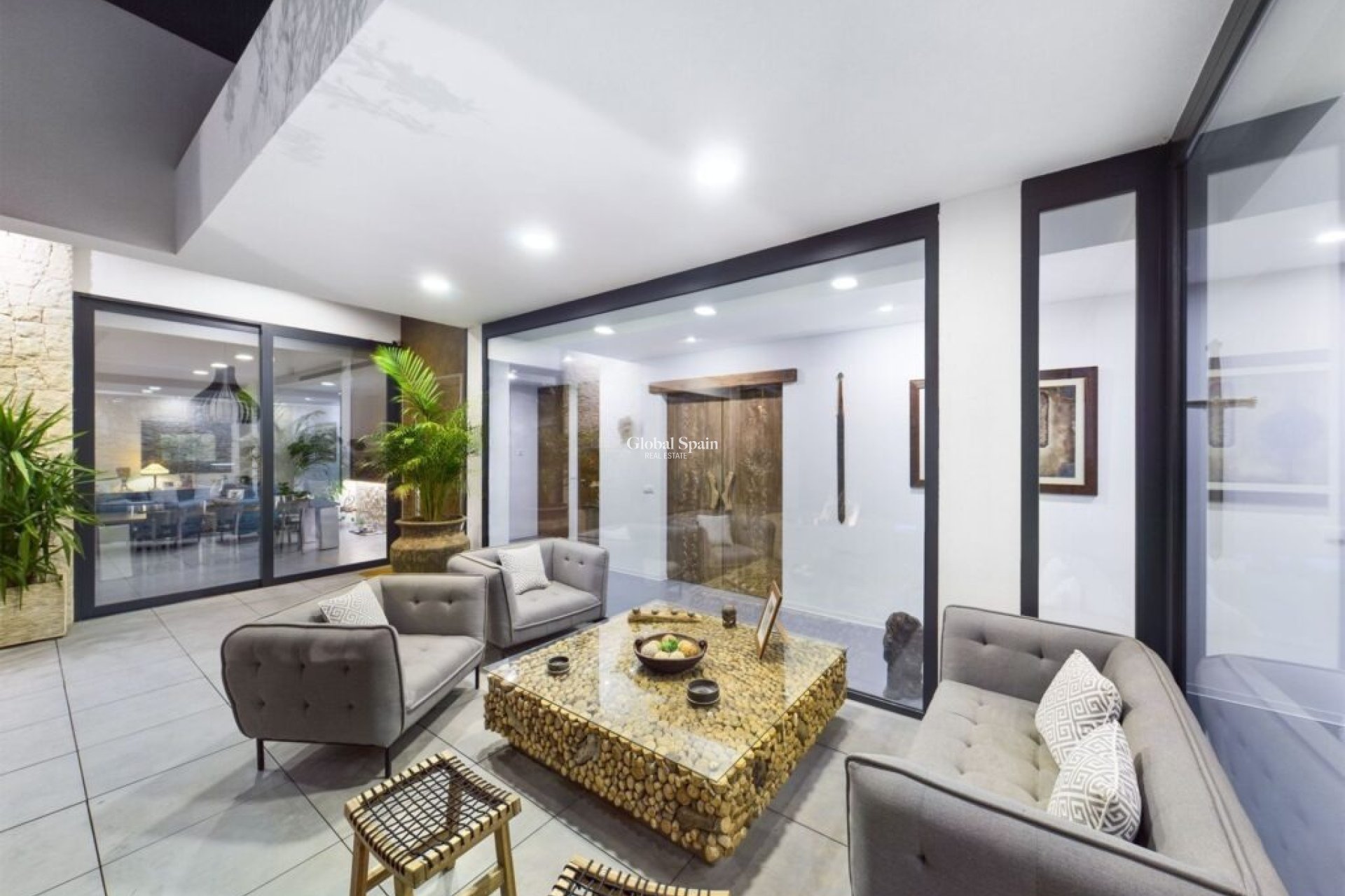 Wiederverkauf - VILLA -
LOS ALCÁZARES