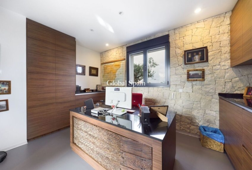 Wiederverkauf - VILLA -
LOS ALCÁZARES