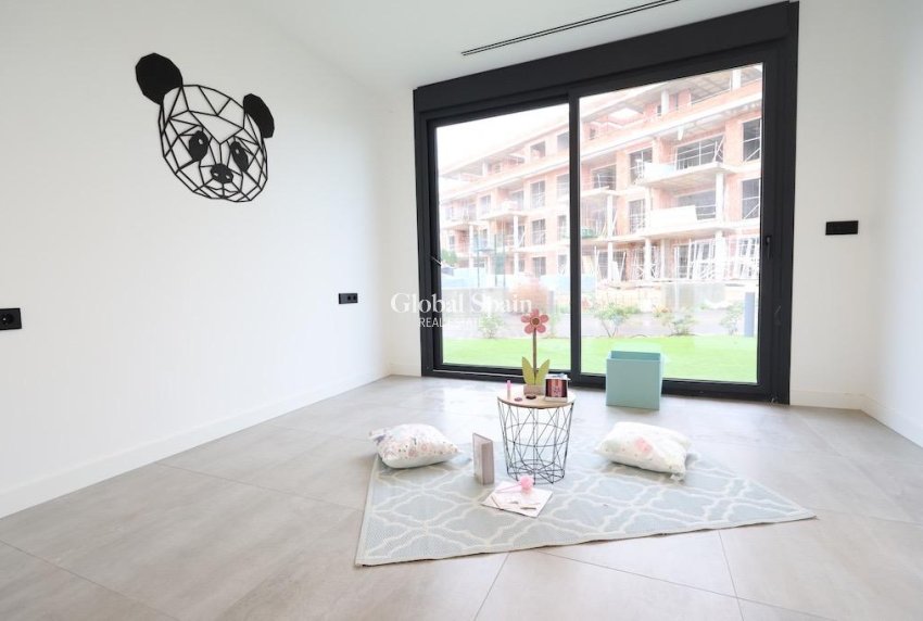 Wiederverkauf - VILLA -
LOS ALCÁZARES