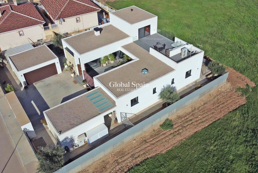 Wiederverkauf - VILLA -
LOS ALCÁZARES