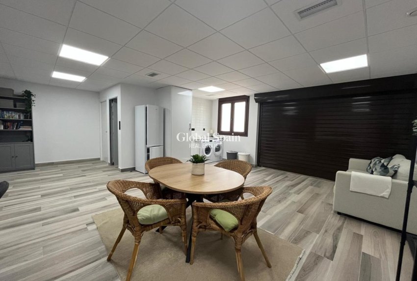 Wiederverkauf - VILLA -
LOS BALCONES - LOS ALTOS - Costa Blanca