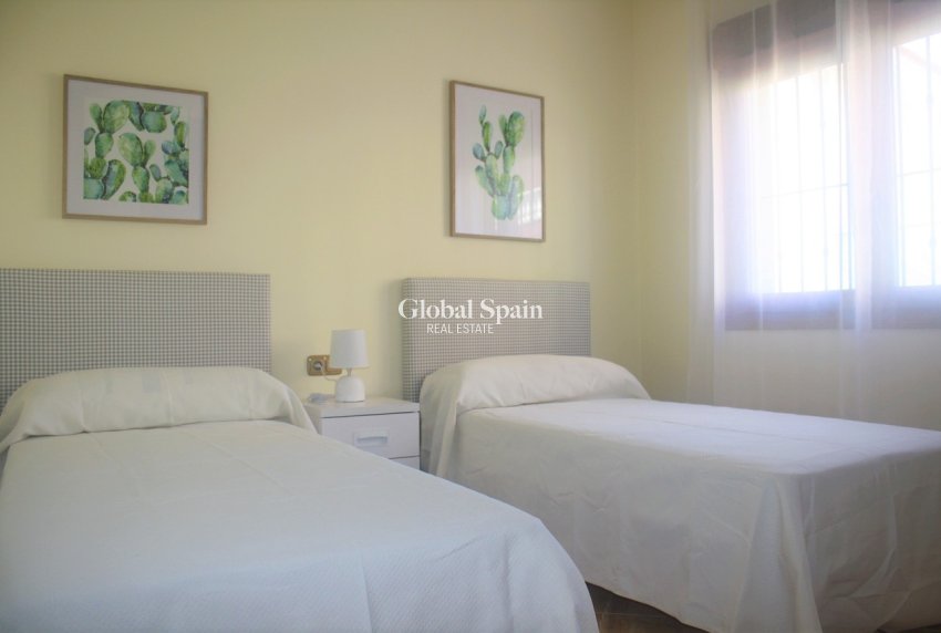 Wiederverkauf - VILLA -
LOS BALCONES - LOS ALTOS - Costa Blanca