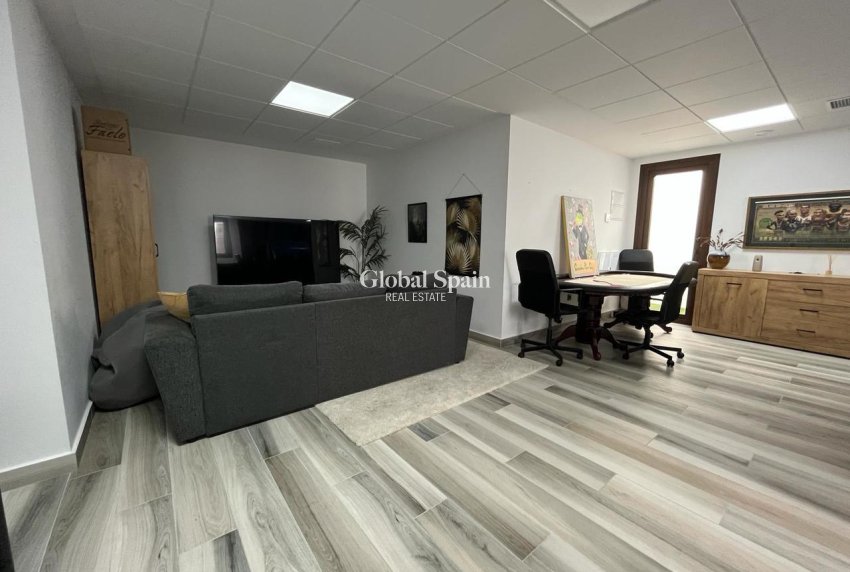 Wiederverkauf - VILLA -
LOS BALCONES - LOS ALTOS - Costa Blanca