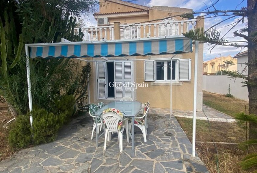 Wiederverkauf - VILLA -
LOS BALCONES - LOS ALTOS - Costa Blanca