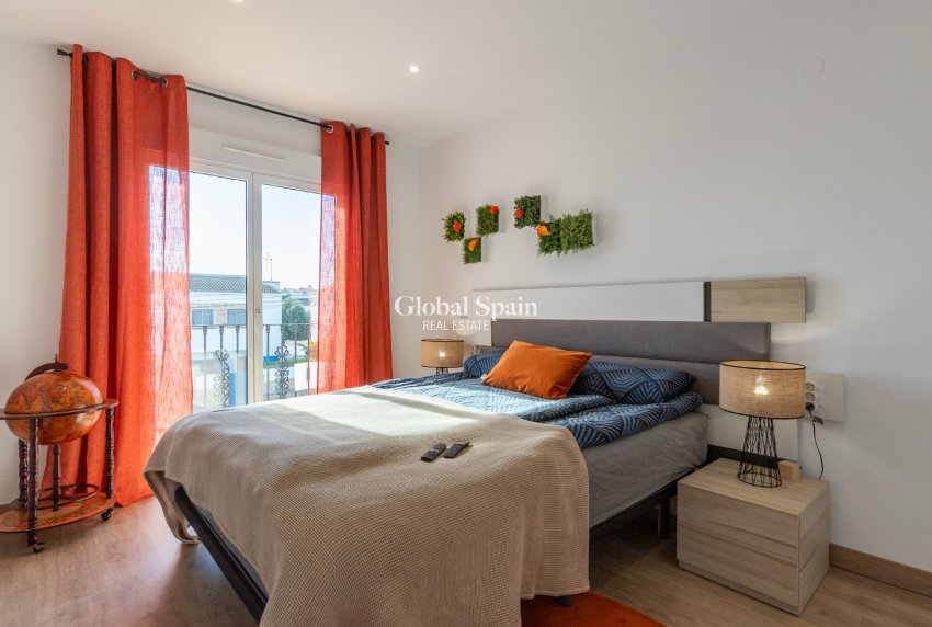 Wiederverkauf - VILLA -
LOS BALCONES - LOS ALTOS - Costa Blanca