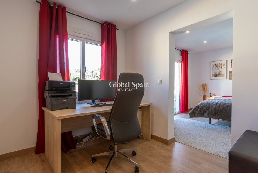 Wiederverkauf - VILLA -
LOS BALCONES - LOS ALTOS - Costa Blanca