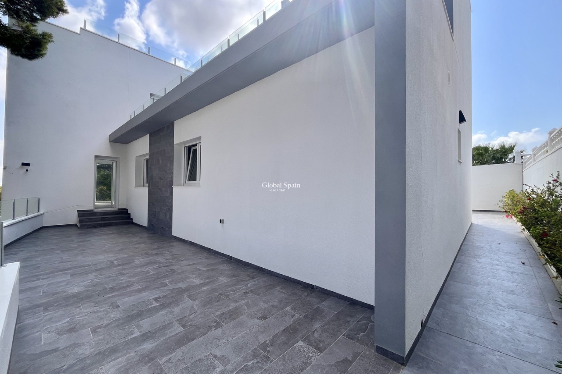 Wiederverkauf - VILLA -
LOS BALCONES - LOS ALTOS - Costa Blanca