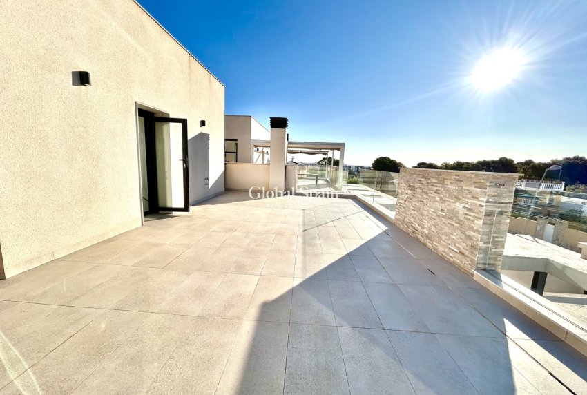 Wiederverkauf - VILLA -
LOS BALCONES - LOS ALTOS - Costa Blanca