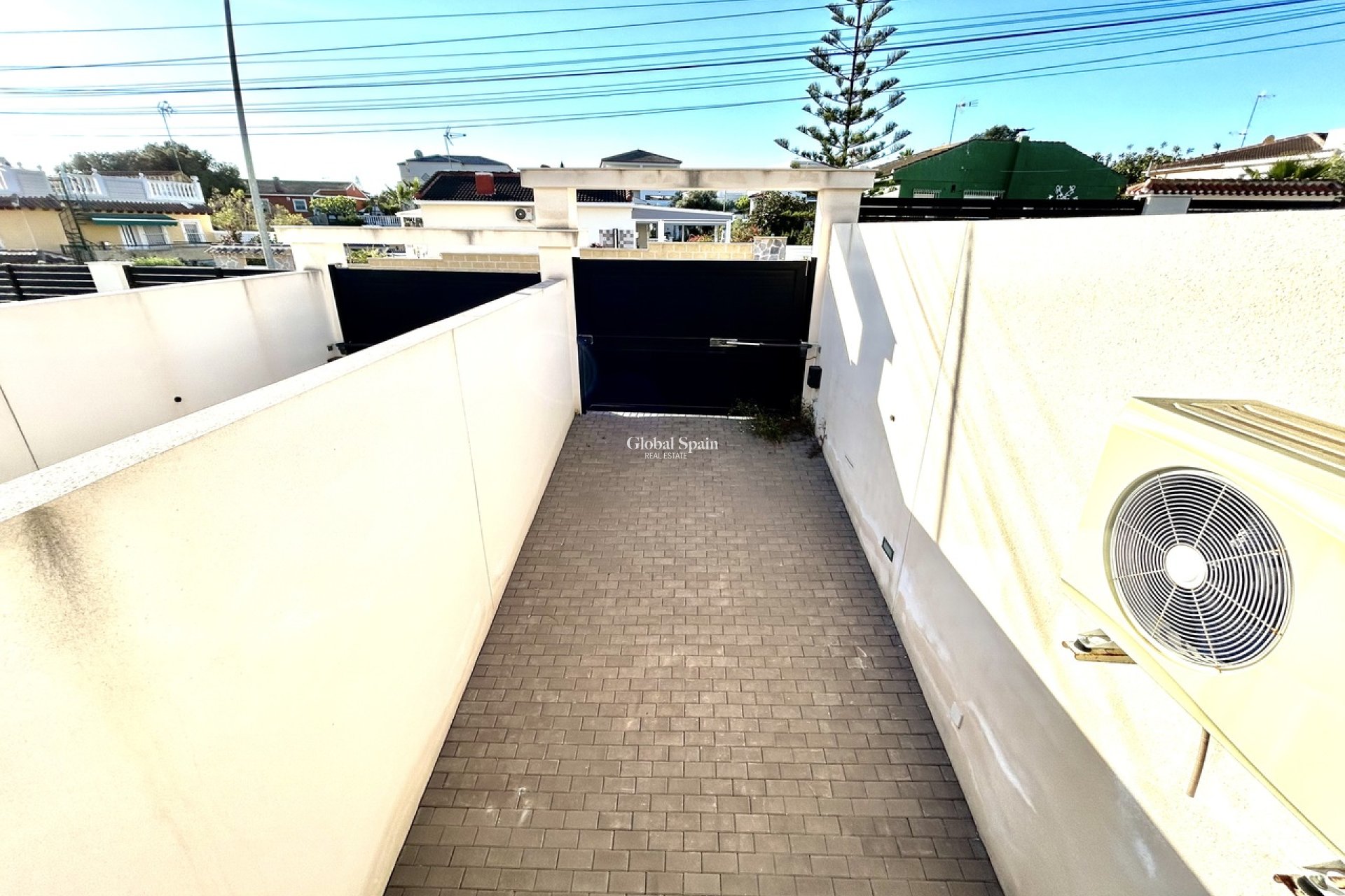 Wiederverkauf - VILLA -
LOS BALCONES - LOS ALTOS - Costa Blanca