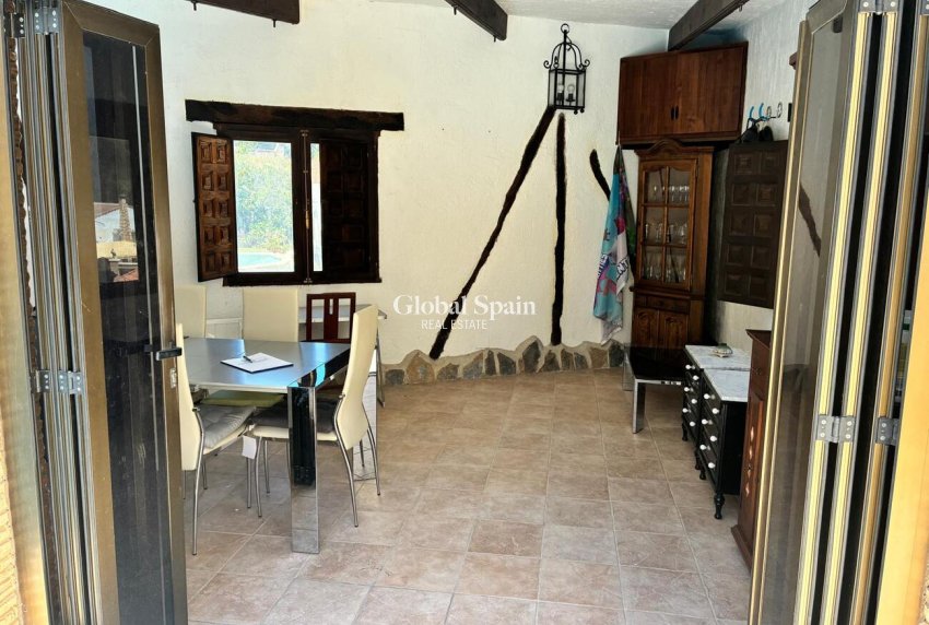 Wiederverkauf - VILLA -
LOS BALCONES - LOS ALTOS - Costa Blanca