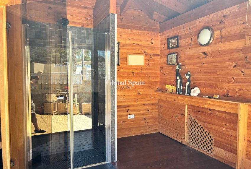 Wiederverkauf - VILLA -
LOS BALCONES - LOS ALTOS - Costa Blanca
