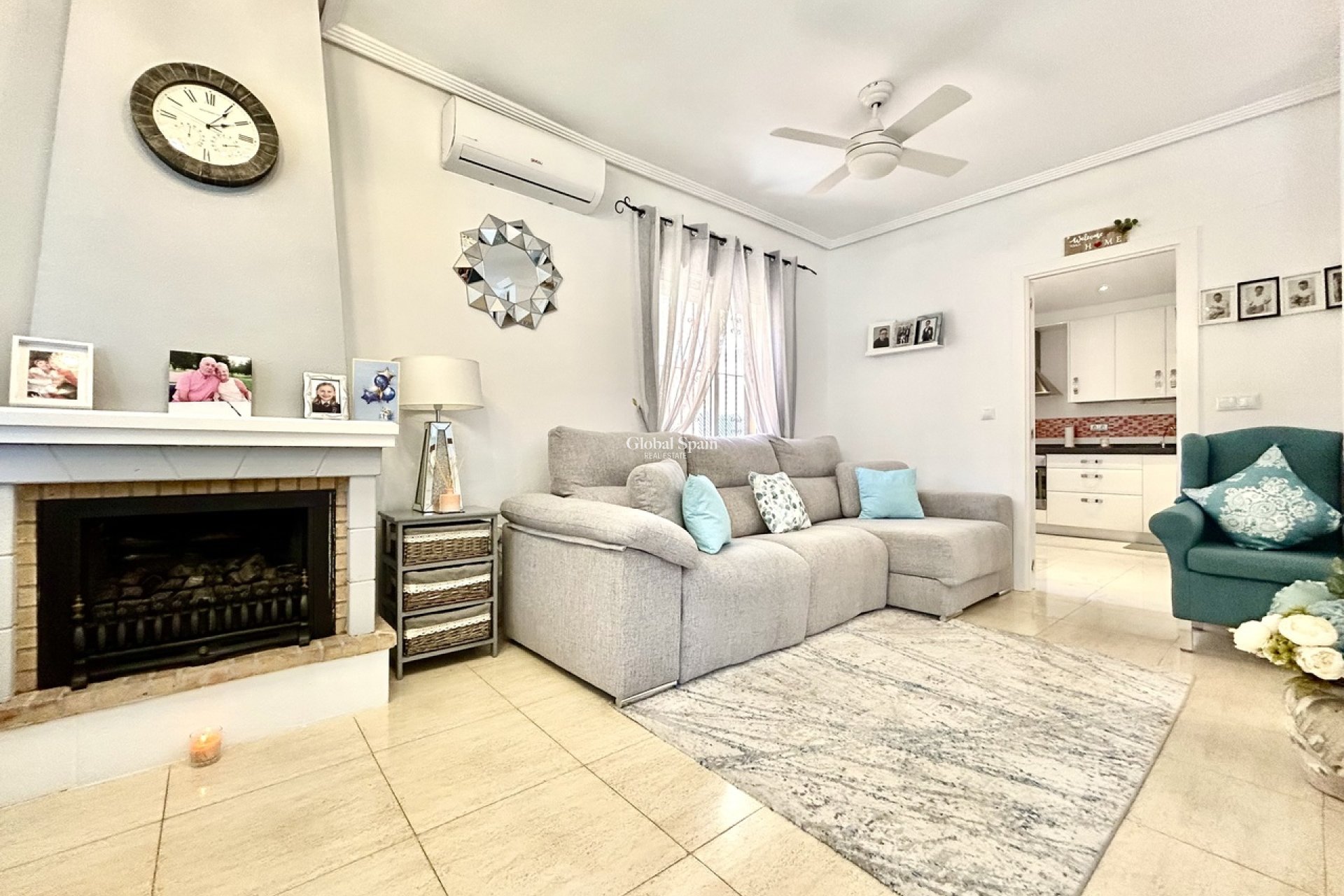 Wiederverkauf - VILLA -
LOS BALCONES - LOS ALTOS - Costa Blanca