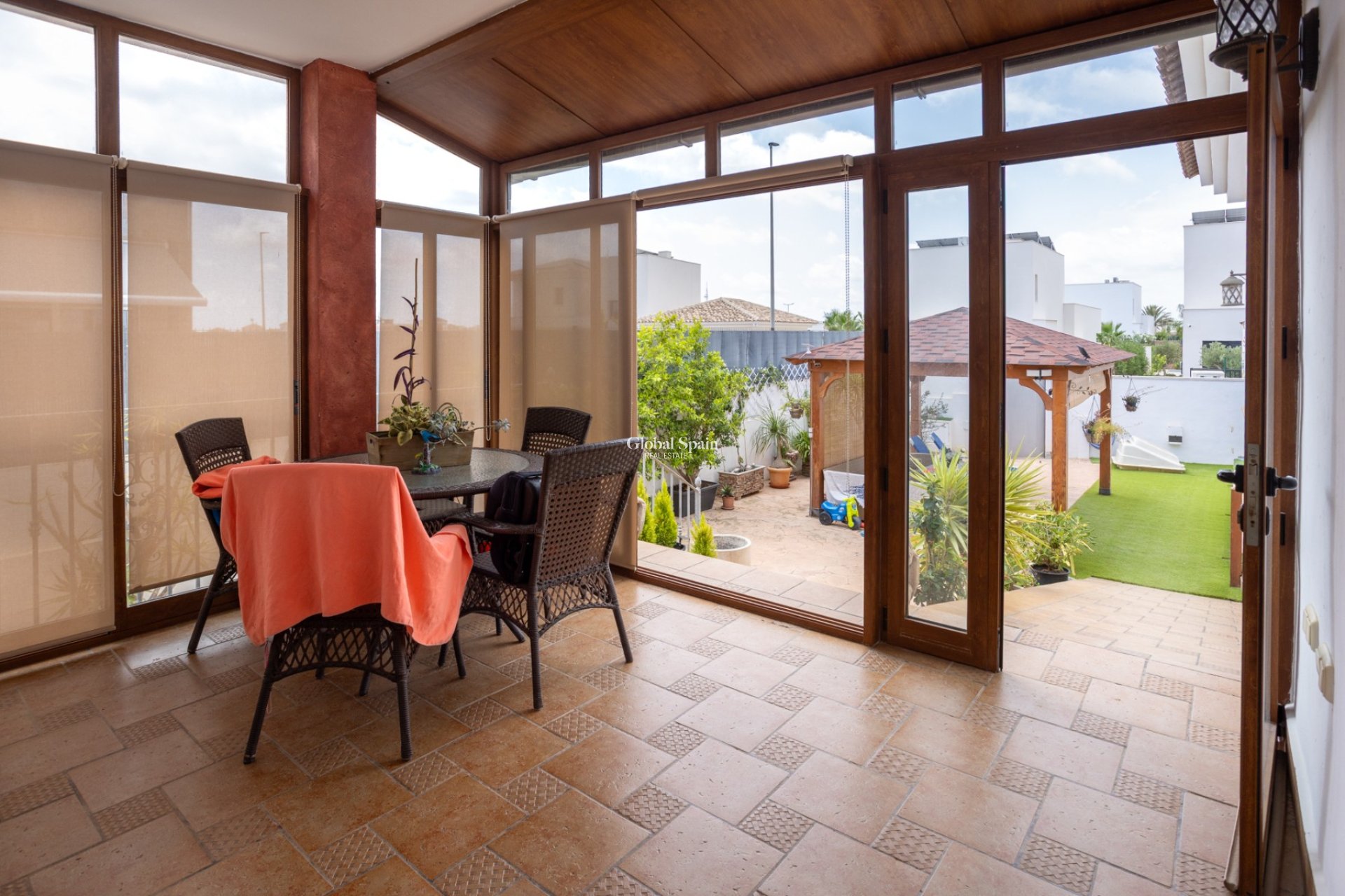 Wiederverkauf - VILLA -
LOS MONTESINOS - Costa Blanca