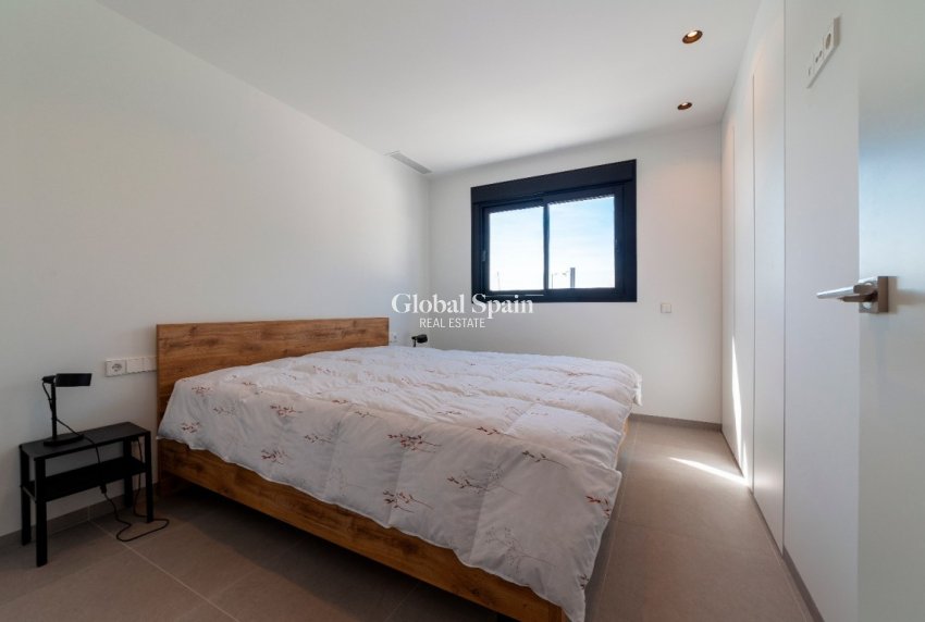 Wiederverkauf - VILLA -
LOS MONTESINOS - Costa Blanca