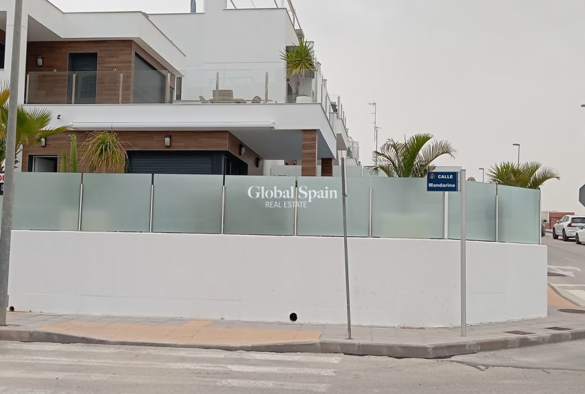 Wiederverkauf - VILLA -
LOS MONTESINOS - Costa Blanca