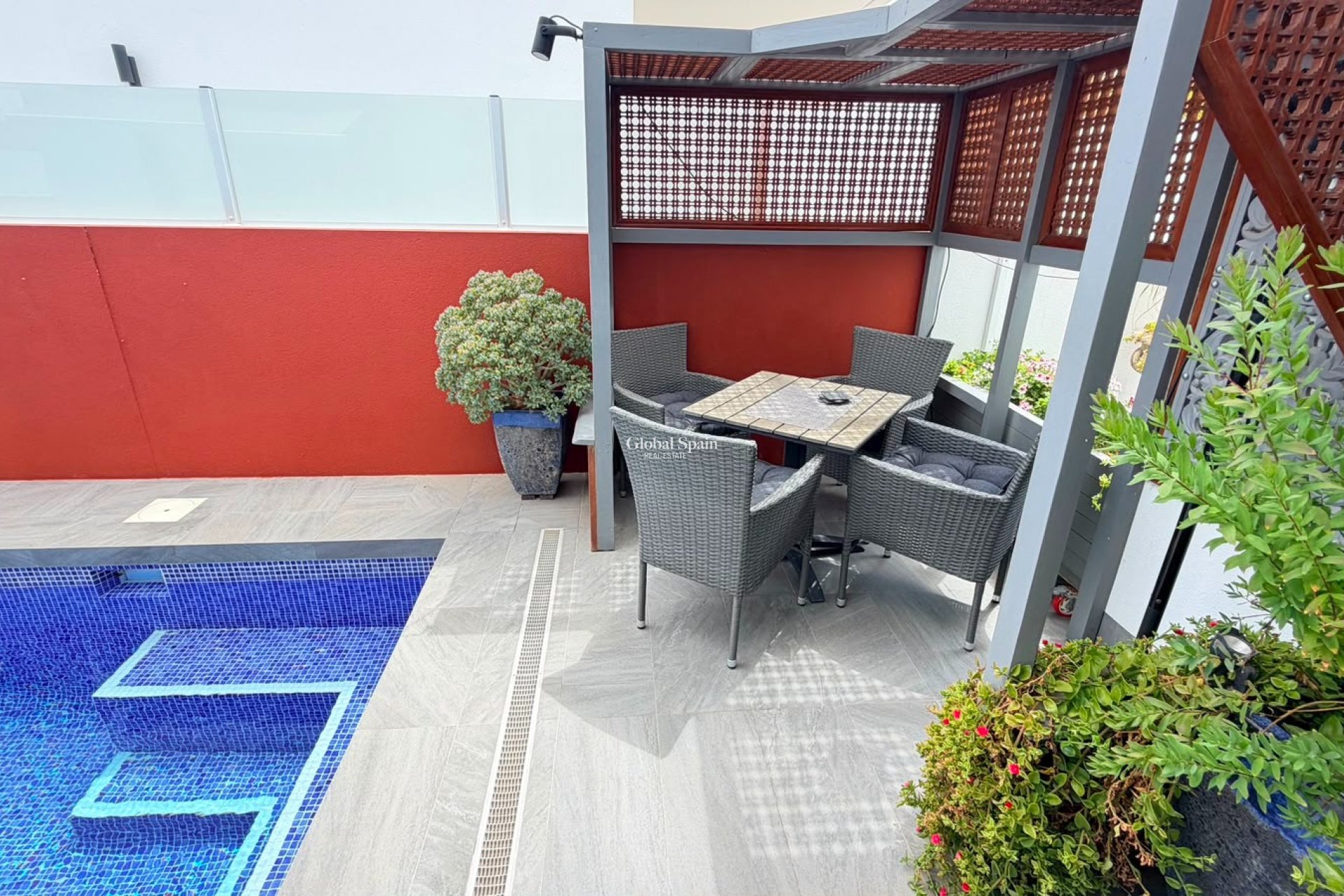 Wiederverkauf - VILLA -
LOS MONTESINOS - Costa Blanca